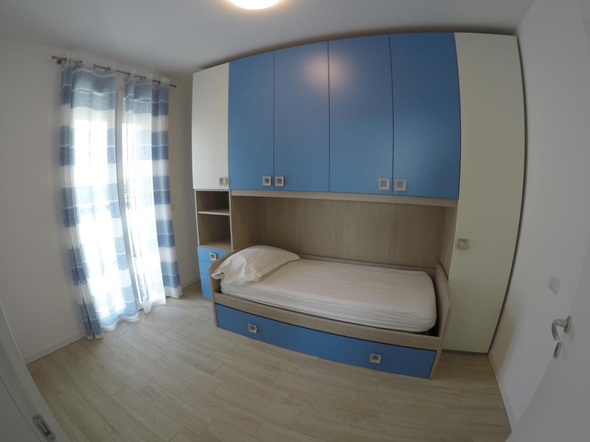 Residence Caorle Trilocale Con Piscina - Agenzia Cocal Buitenkant foto